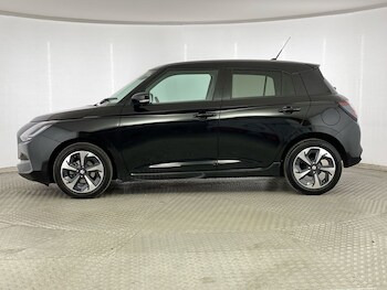 Used Suzuki Swift 2024 for sale - 76461462: Photo