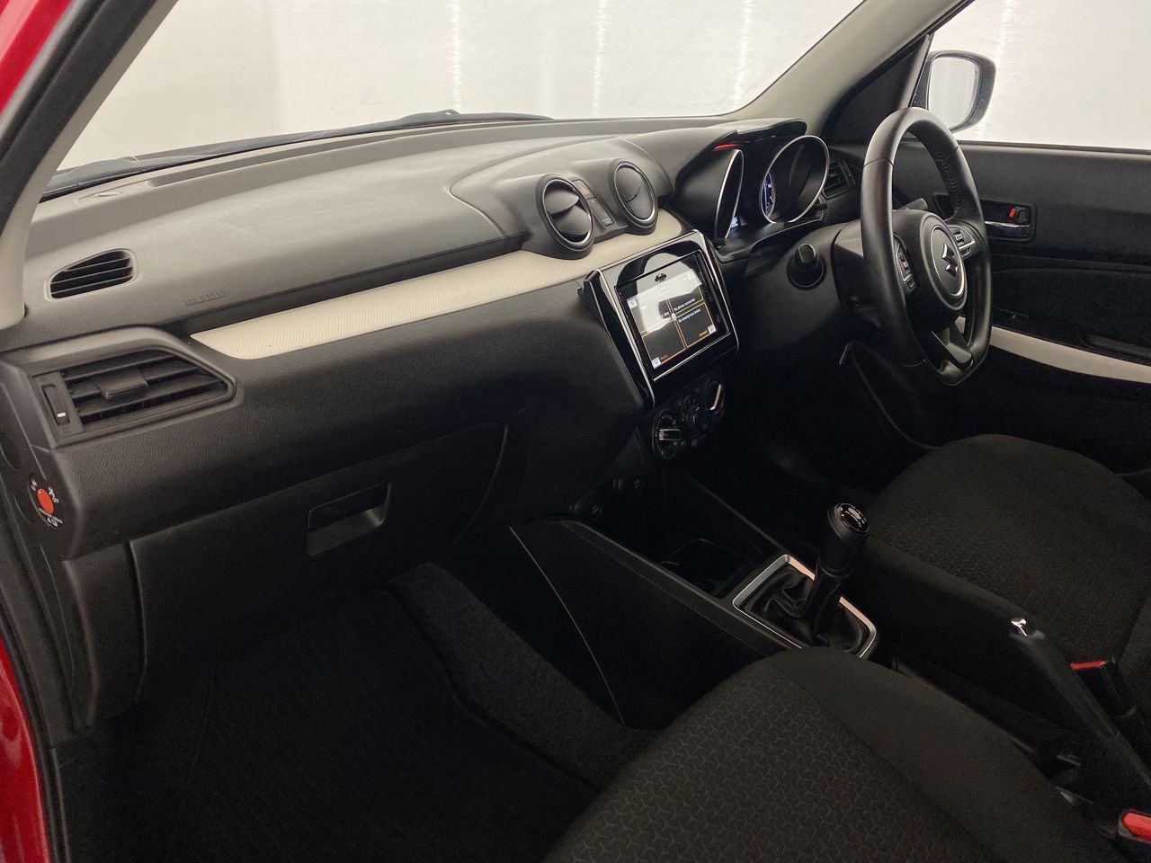 Used Suzuki Swift 2023 for sale - 76716642: Photo 26