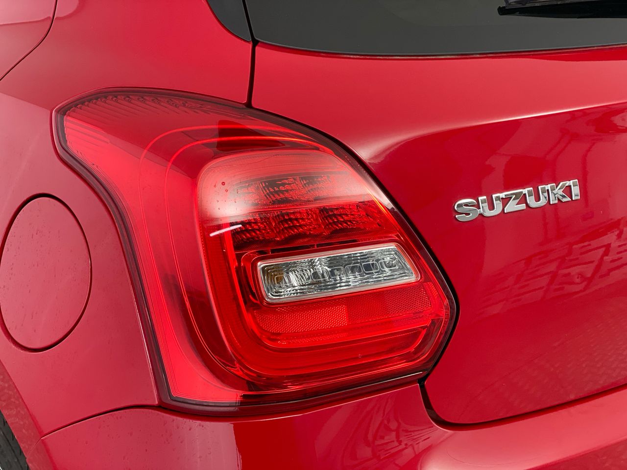 Used Suzuki Swift 2023 for sale - 76716642: Photo 32