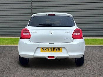 Used Suzuki Swift 2023 for sale - 76719795: Photo