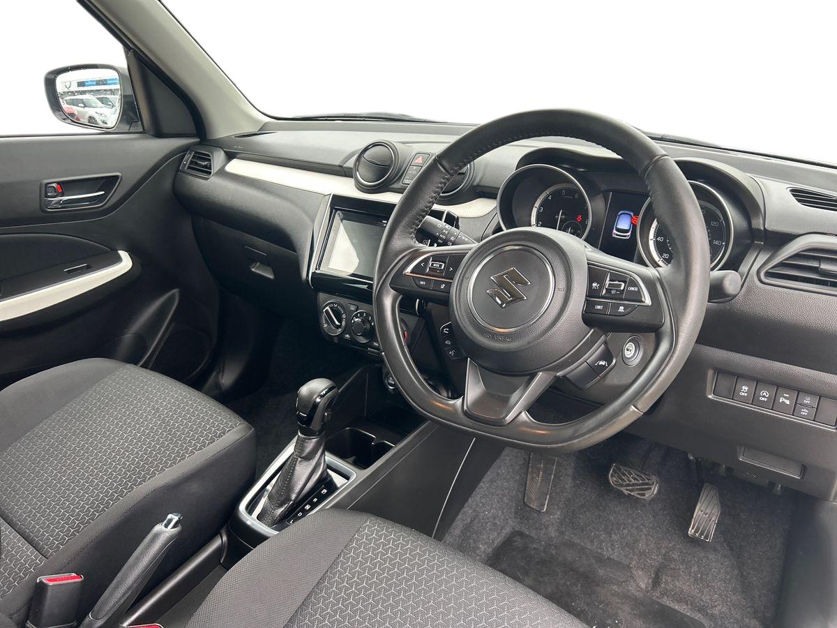 Used Suzuki Swift 2023 for sale - 76719795: Photo 9