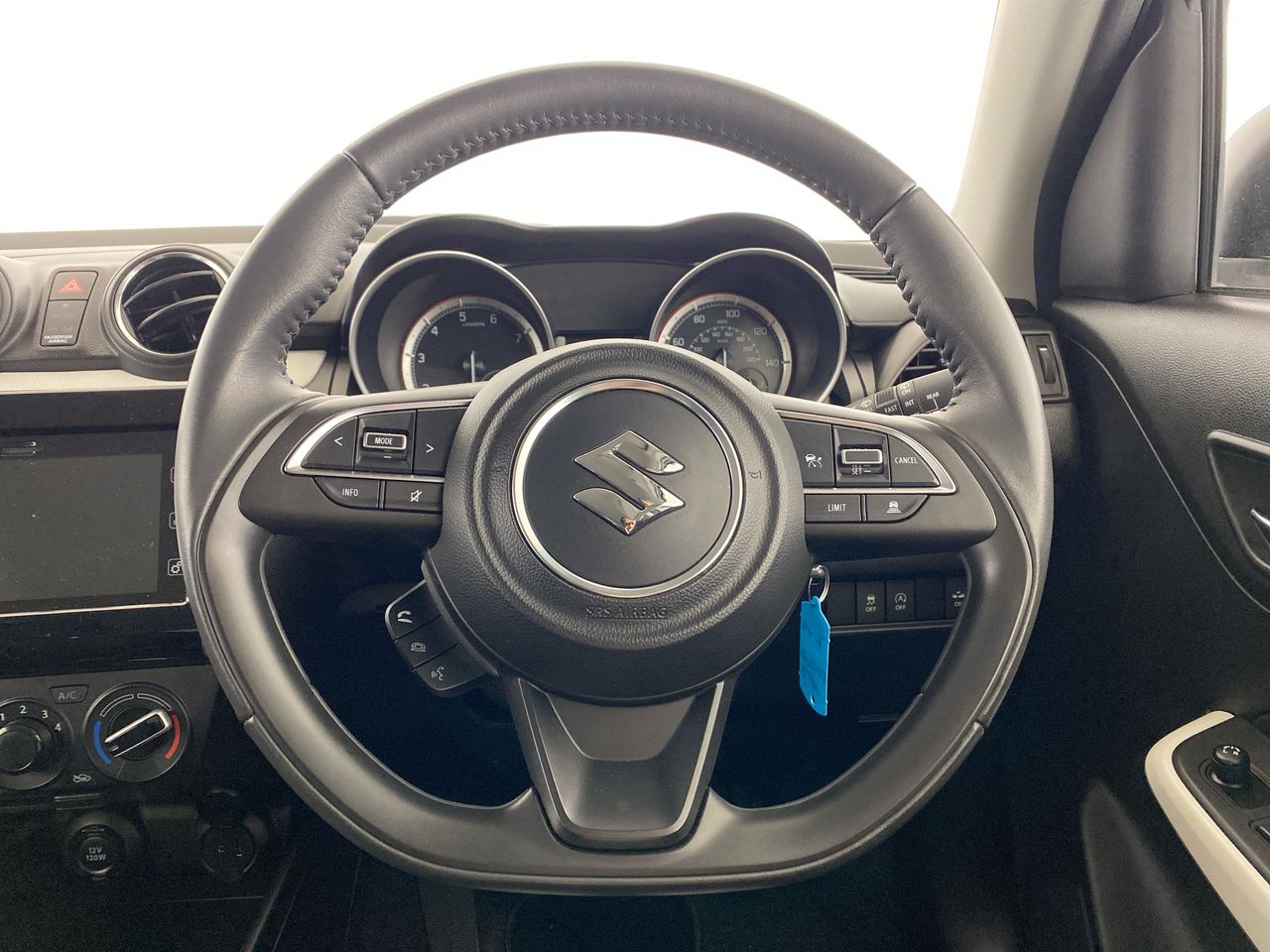 Used Suzuki Swift 2024 for sale - 76730577: Photo 15