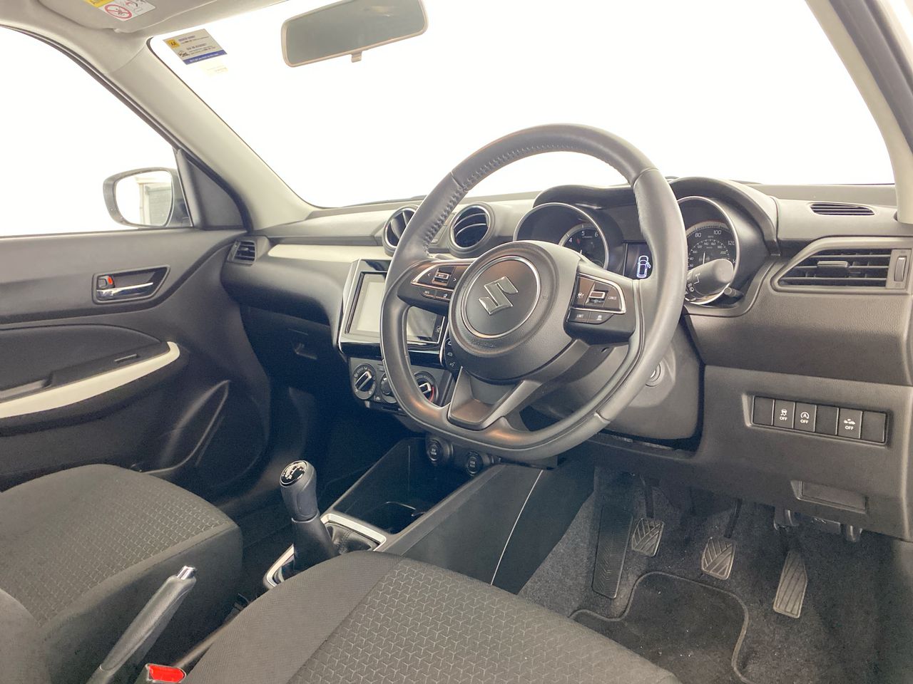 Used Suzuki Swift 2024 for sale - 76730577: Photo 27