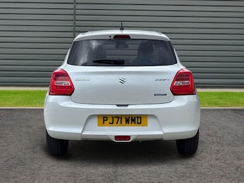 Used Suzuki Swift 2021 for sale - 78531084: Photo
