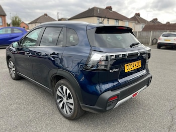 Used Suzuki SX4 S-Cross 2023 for sale - 76078987: Photo 4
