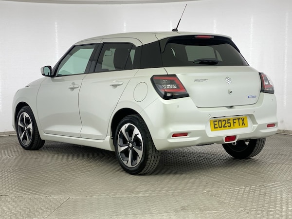 Used Suzuki Swift 2025 for sale - 75441400: Photo 5