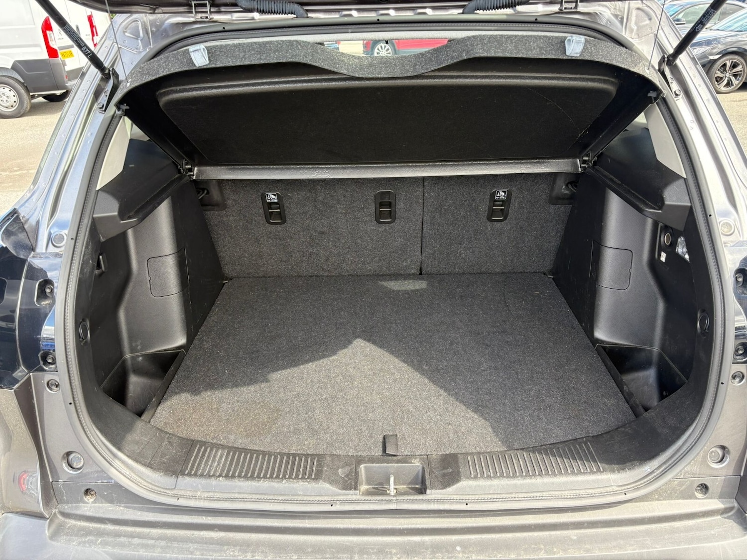 Used Suzuki SX4 S-Cross 2023 for sale - 76716639: Photo 9