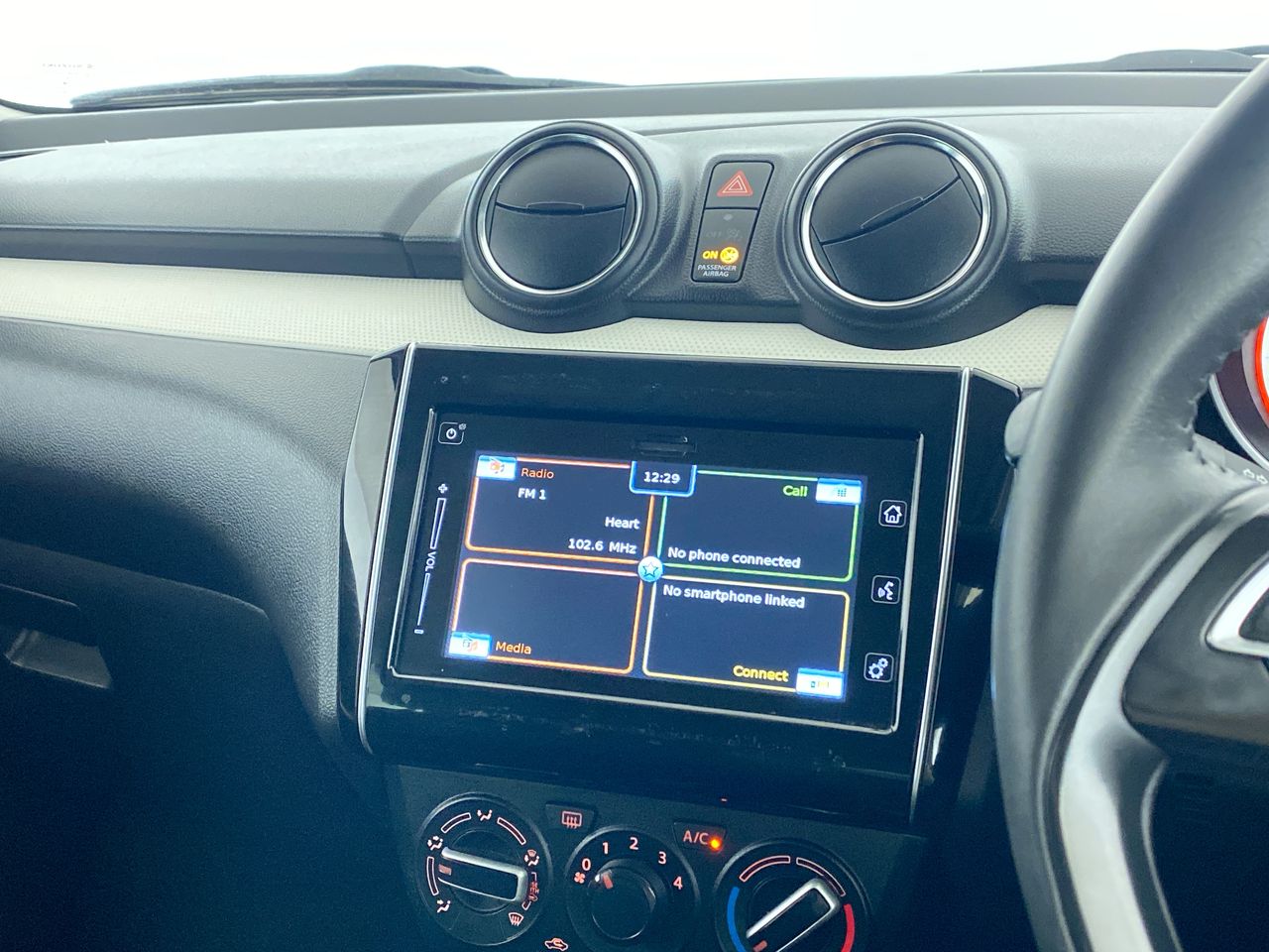 Used Suzuki Swift 2023 for sale - 76672501: Photo 20