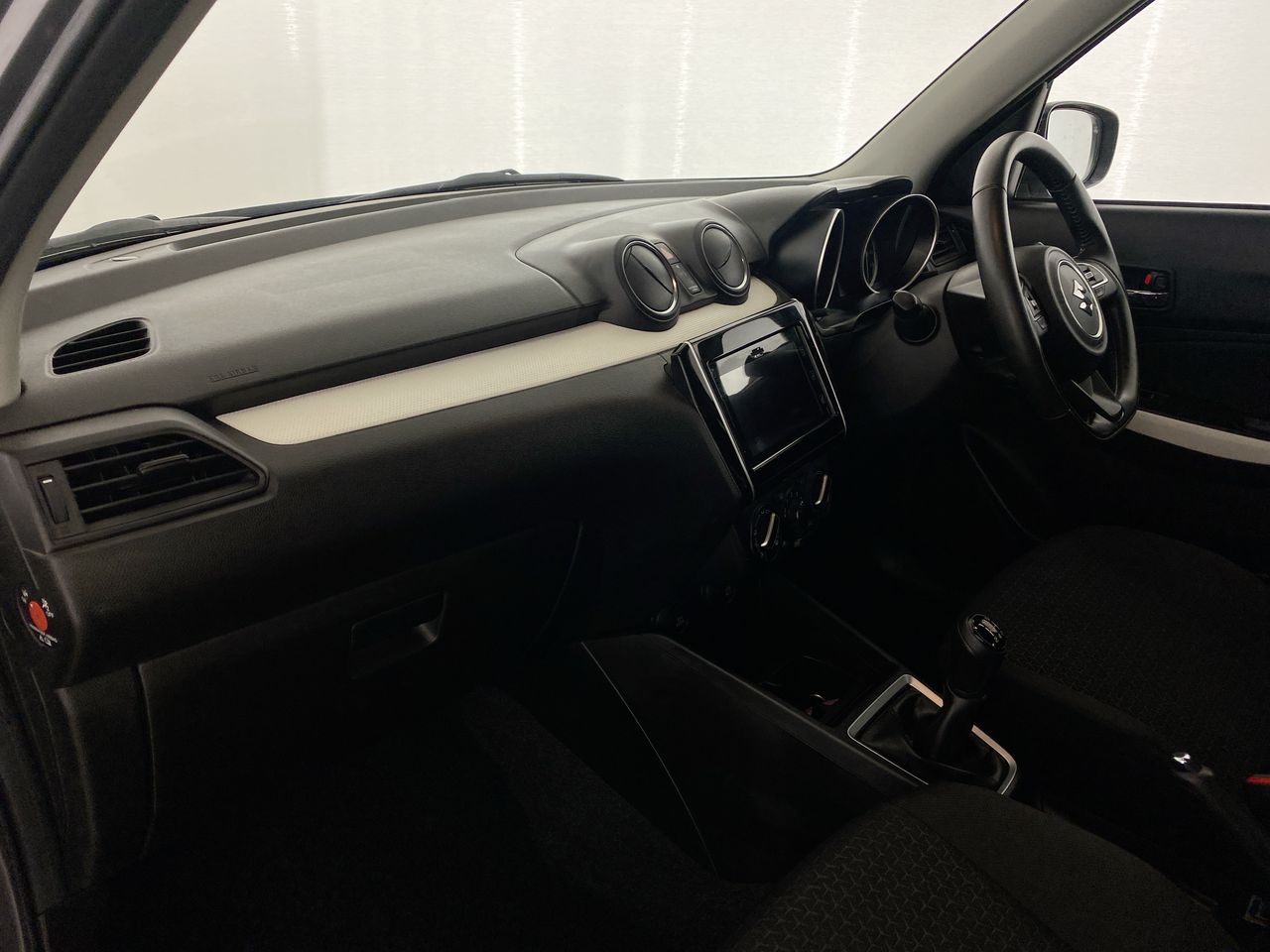 Used Suzuki Swift 2024 for sale - 76730571: Photo 24