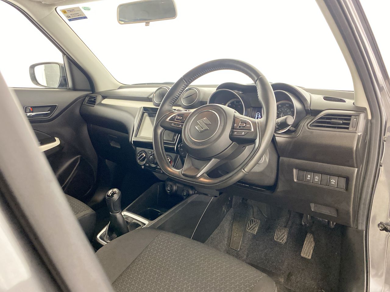 Used Suzuki Swift 2024 for sale - 76730571: Photo 26