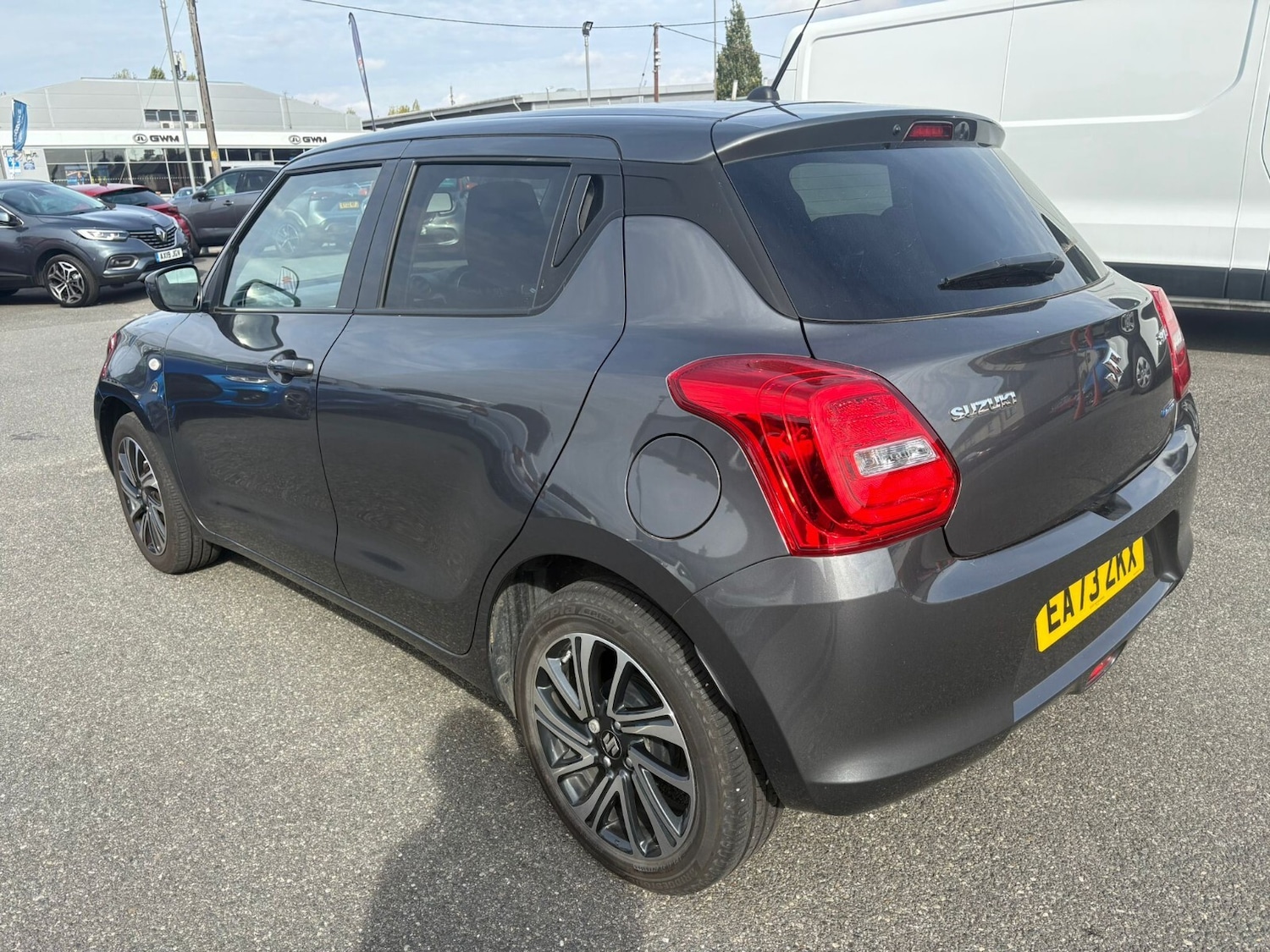 Used Suzuki Swift 2024 for sale - 76730571: Photo 3