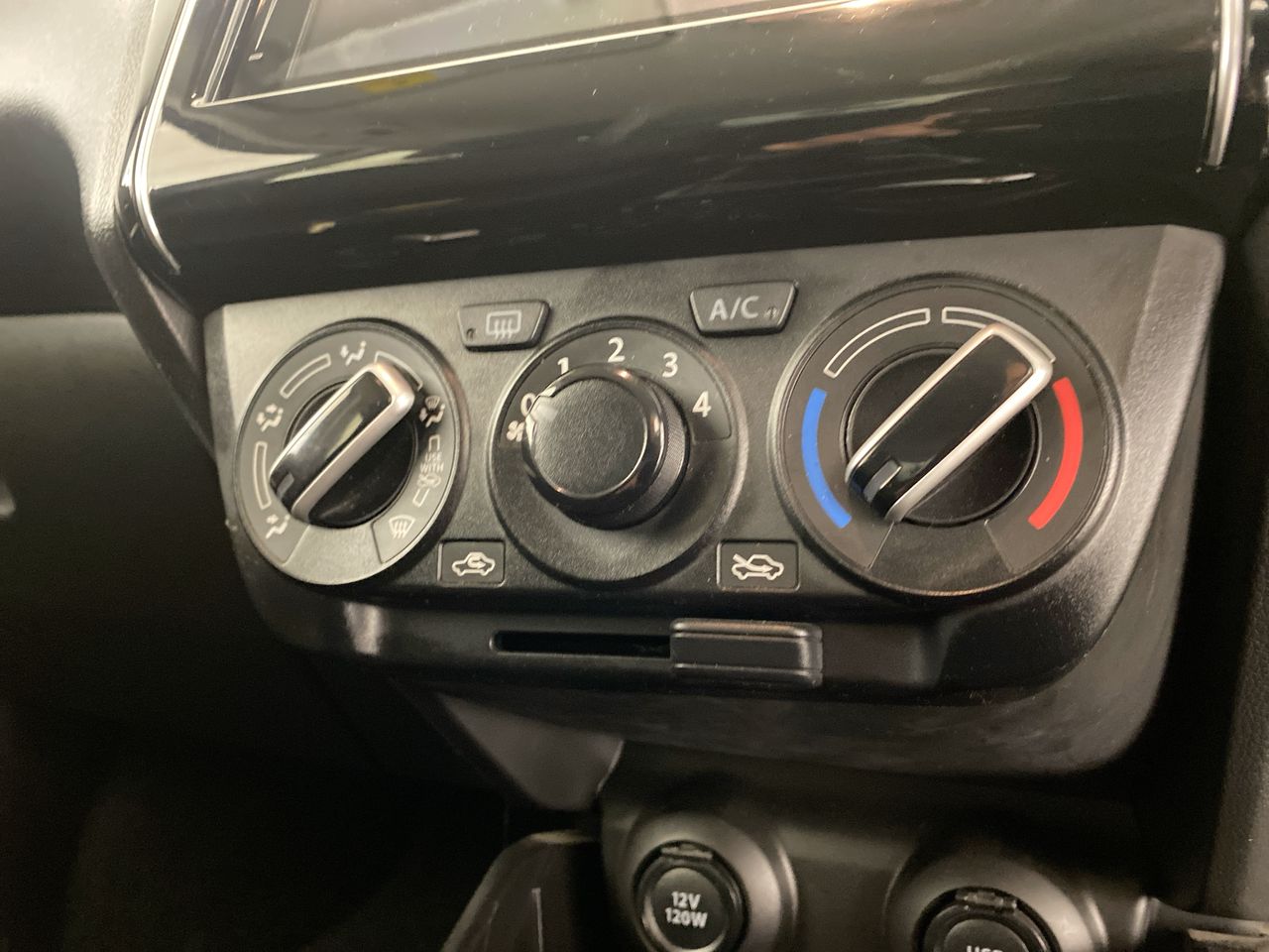 Used Suzuki Swift 2024 for sale - 76730571: Photo 30