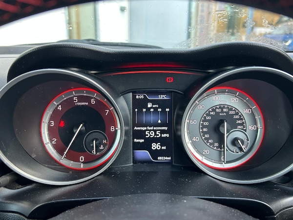 Used Suzuki Swift 2021 for sale - 76229180: Photo 10