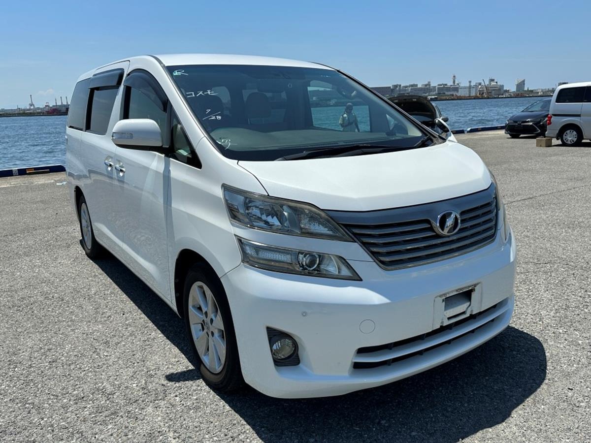 Used Toyota Vellfire 2008 for sale - 76181502: Photo 2