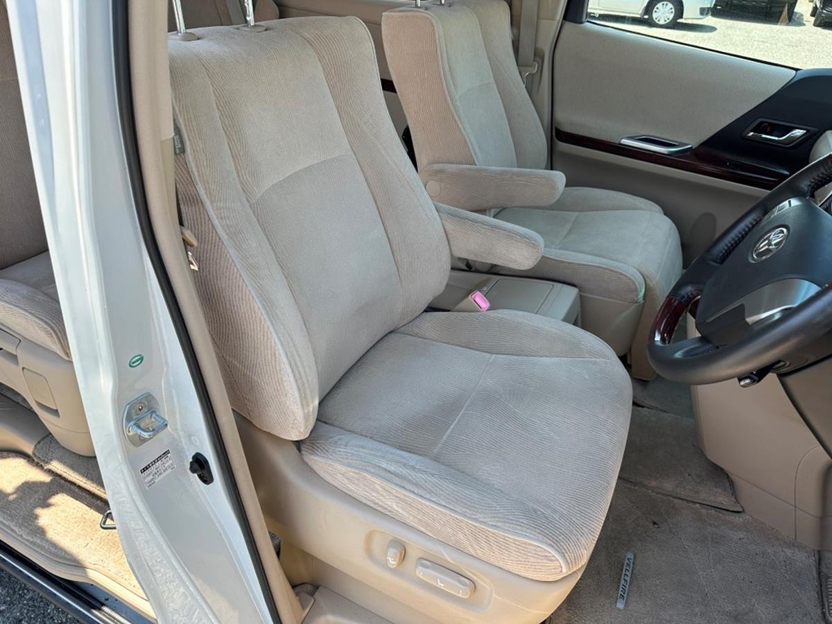 Used Toyota Vellfire 2008 for sale - 76181502: Photo 8