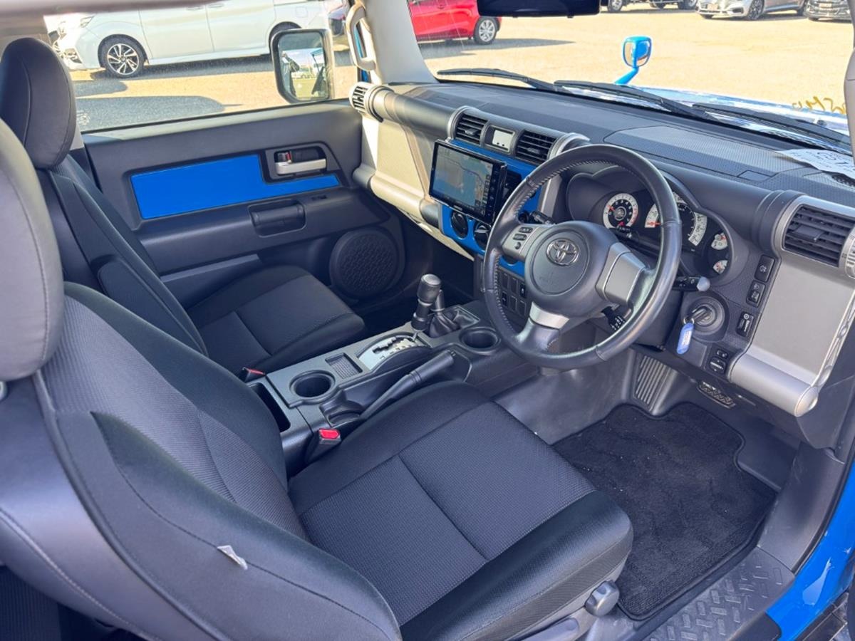 Used Toyota FJ Cruiser 2012 for sale - 77113831: Photo 11