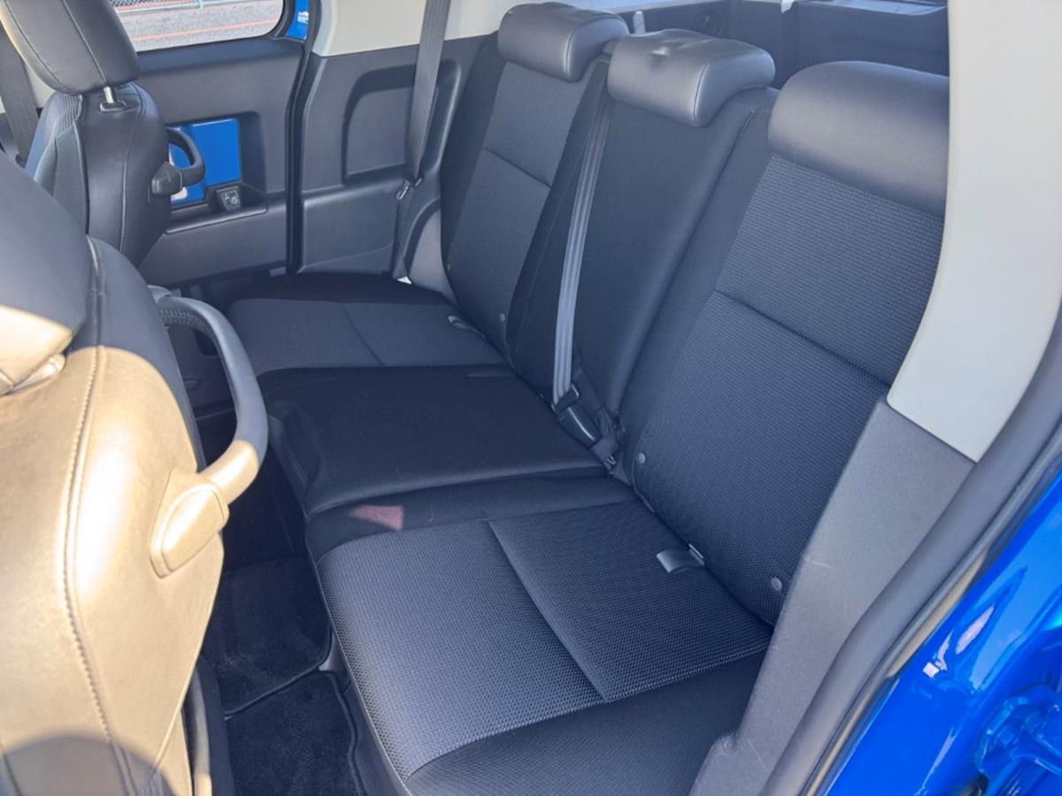 Used Toyota FJ Cruiser 2012 for sale - 77113831: Photo 14