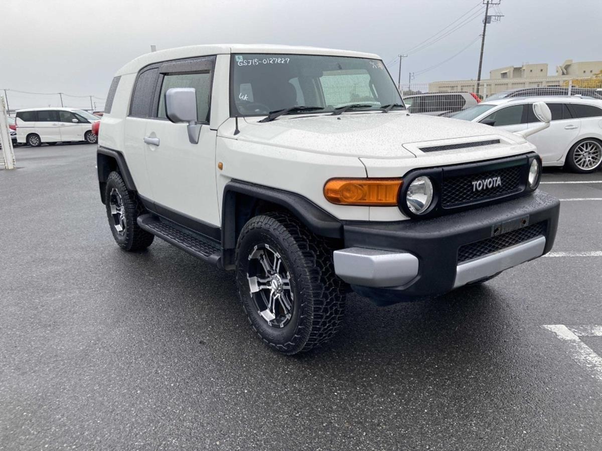 Used Toyota FJ Cruiser 2014 for sale - 76922309: Photo 1