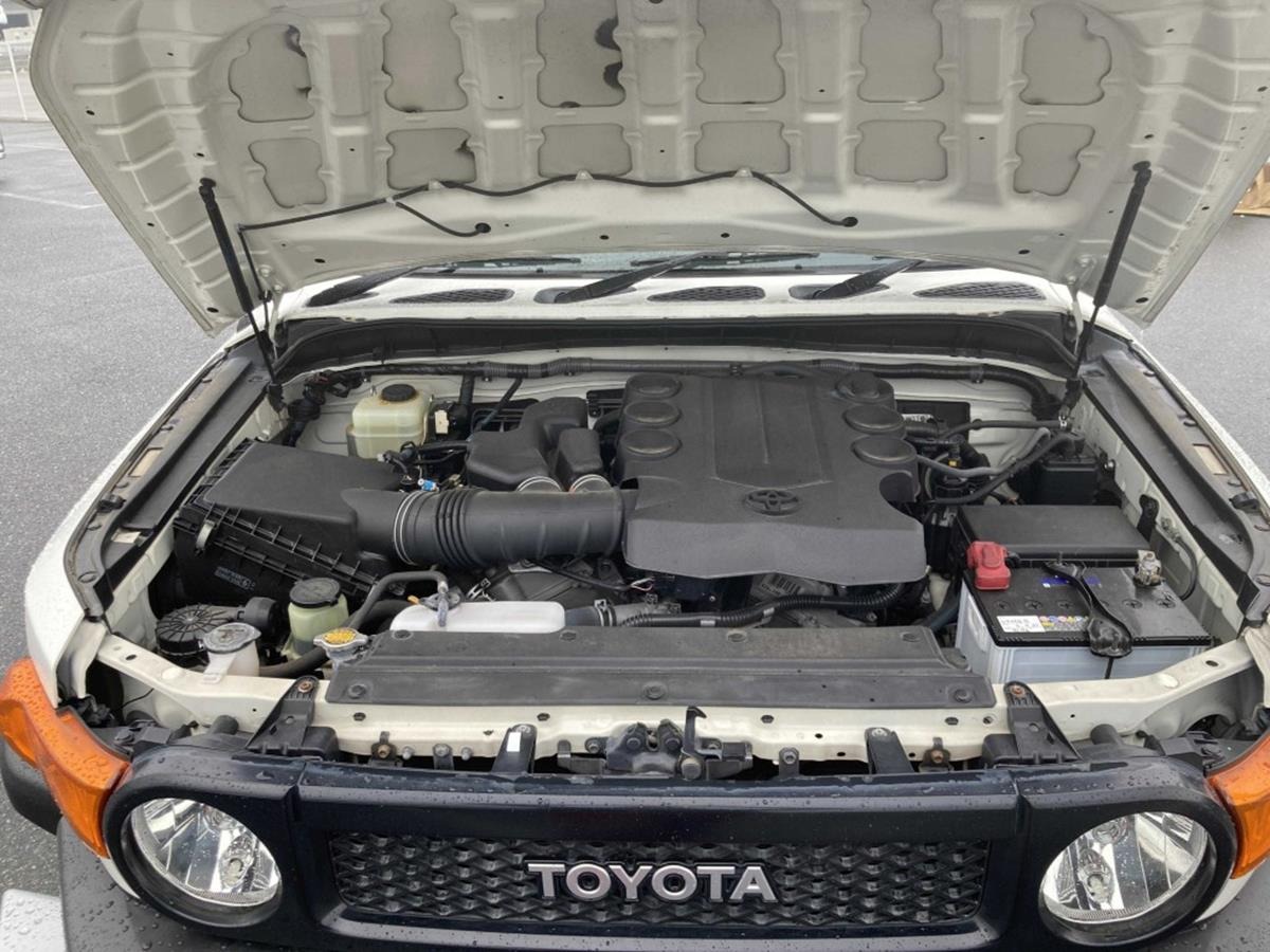 Used Toyota FJ Cruiser 2014 for sale - 76922309: Photo 18