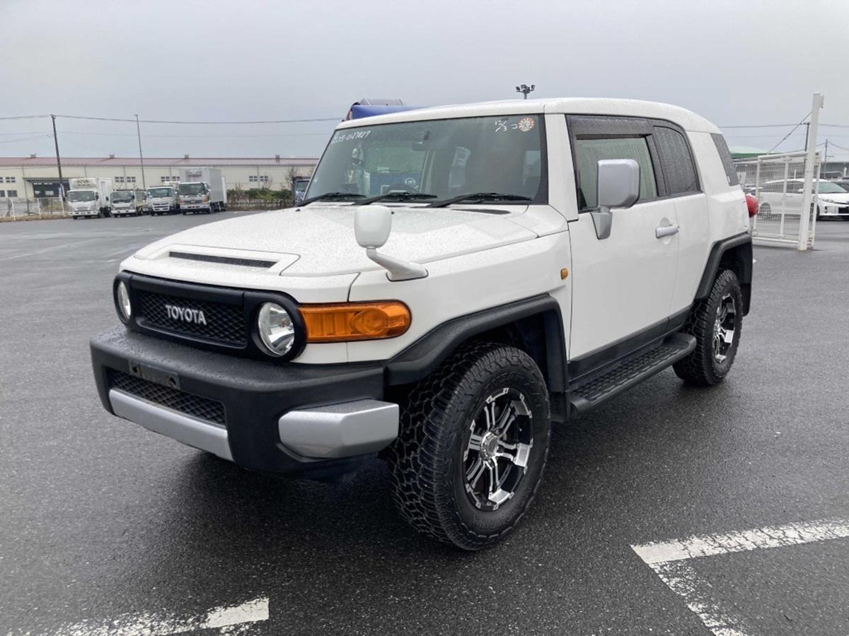Used Toyota FJ Cruiser 2014 for sale - 76922309: Photo 3