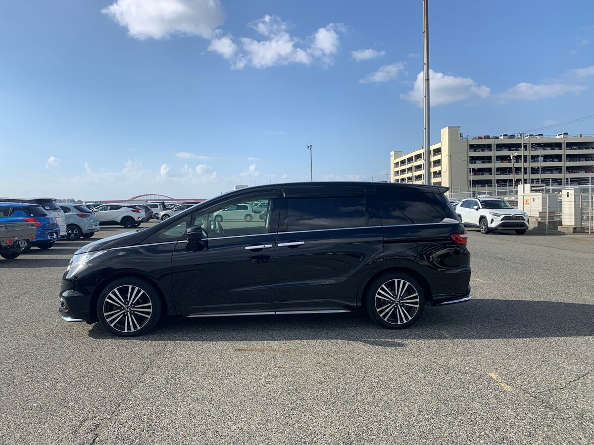 Used Honda Odyssey 2014 for sale - 76882881: Photo 4