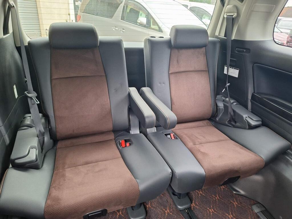 Used Toyota Alphard 2024 for sale - 76476978: Photo 17