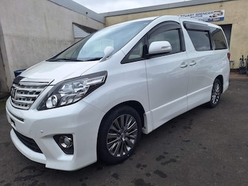 Used Toyota Alphard 2024 for sale - 76476978: Photo