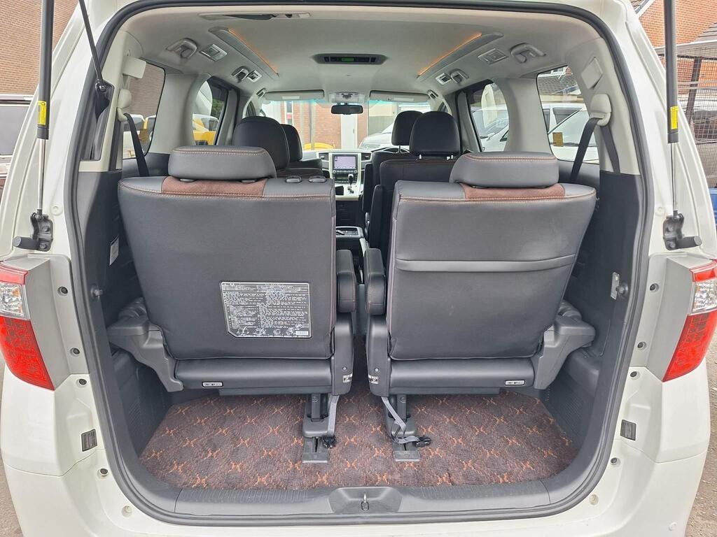 Used Toyota Alphard 2024 for sale - 76476978: Photo 9
