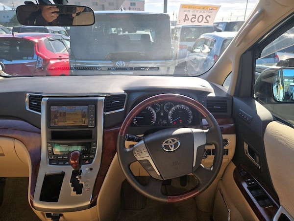 Used Toyota Alphard 2010 for sale - 76193490: Photo 7