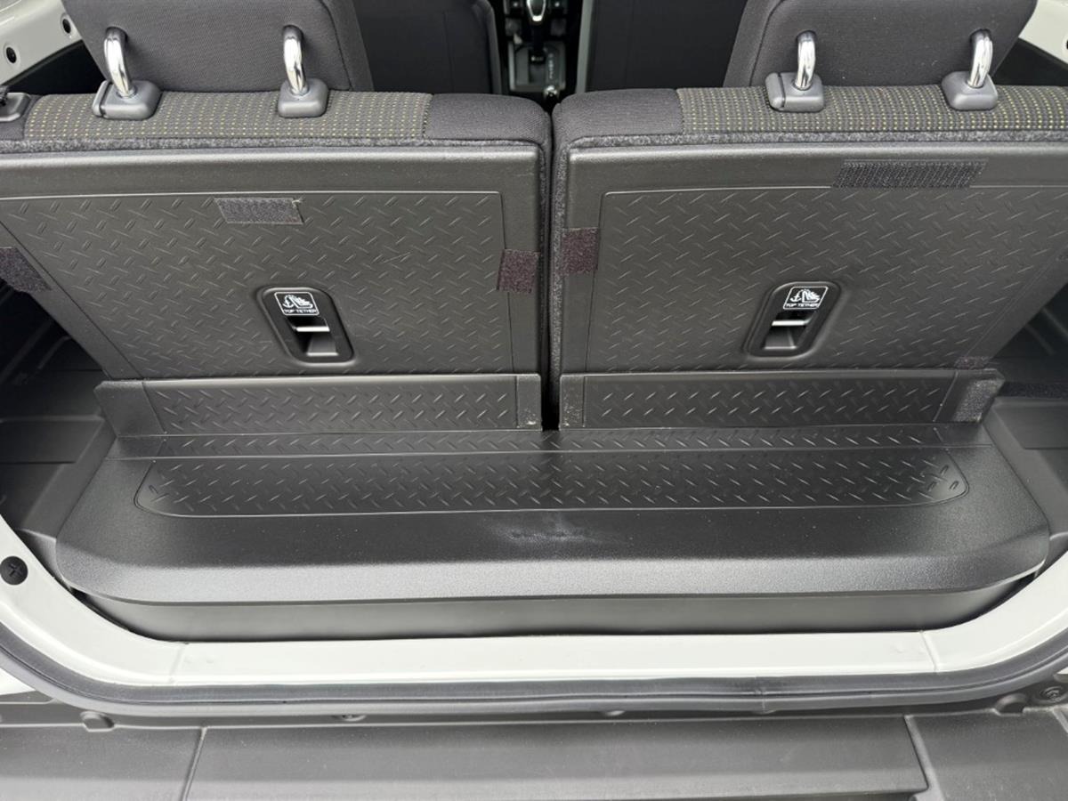 Used Suzuki Jimny 2023 for sale - 77930556: Photo 10