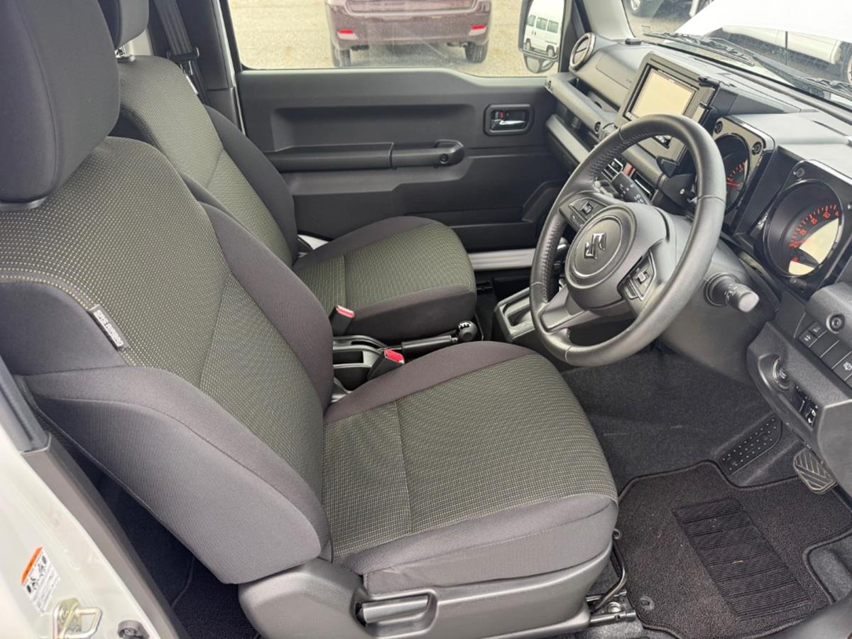 Used Suzuki Jimny 2023 for sale - 77930556: Photo 11