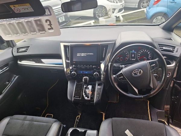 Used Toyota Vellfire 2024 for sale - 75994708: Photo 12
