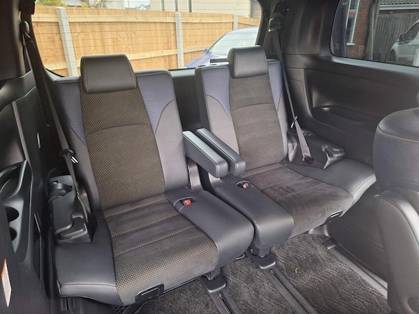 Used Toyota Vellfire 2024 for sale - 75994708: Photo 18