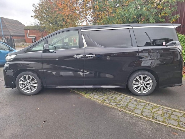Used Toyota Vellfire 2024 for sale - 75994708: Photo 1