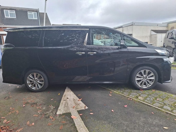 Used Toyota Vellfire 2024 for sale - 75994708: Photo 6