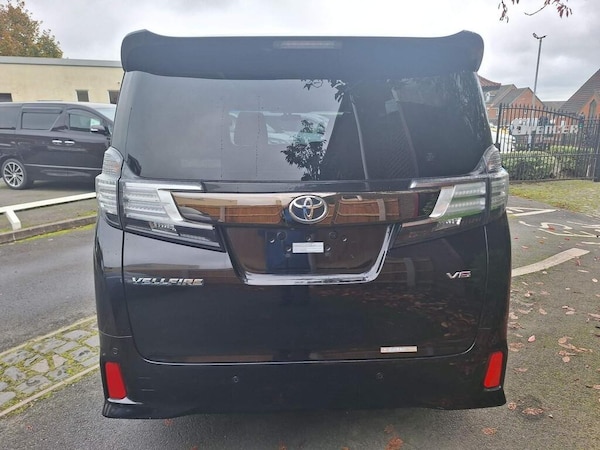 Used Toyota Vellfire 2024 for sale - 75994708: Photo 7