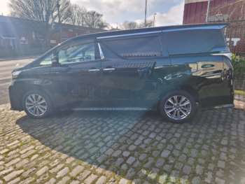 Used Toyota Vellfire 2017 for sale - 71268969: Photo