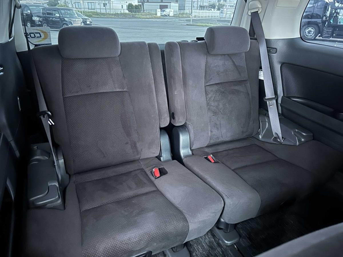 Used Toyota Vellfire 2010 for sale - 76192811: Photo 13