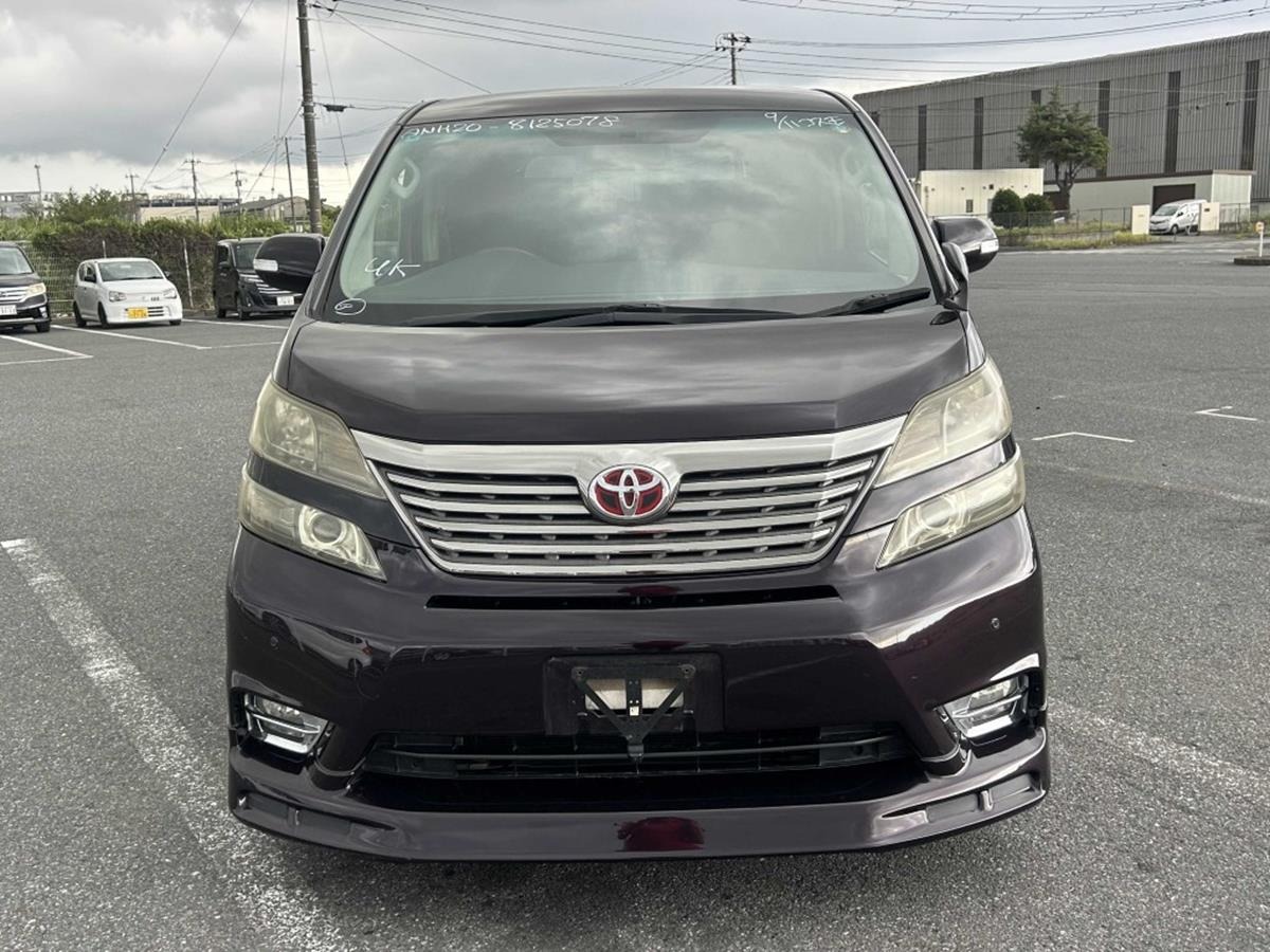 Used Toyota Vellfire 2010 for sale - 76192811: Photo 8