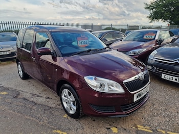 2014 (14) - 1.6 TDI CR SE ** PAN ROOF ** 5-Door