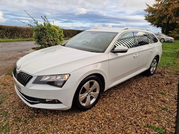 Skoda - Superb