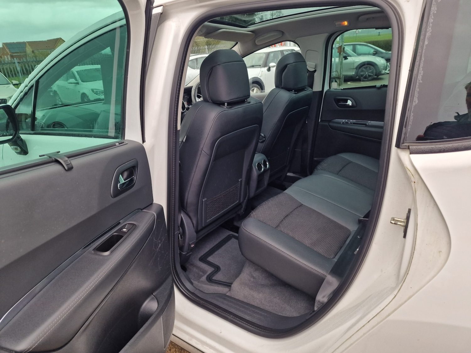 Used Peugeot 3008 2015 for sale - 77701396: Photo 16