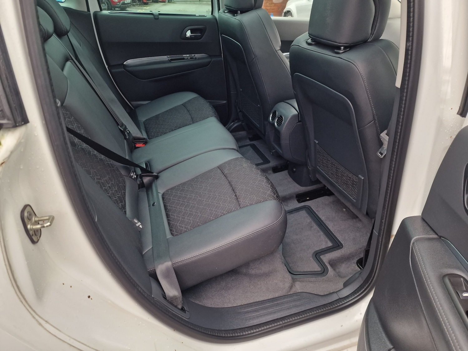 Used Peugeot 3008 2015 for sale - 77701396: Photo 18