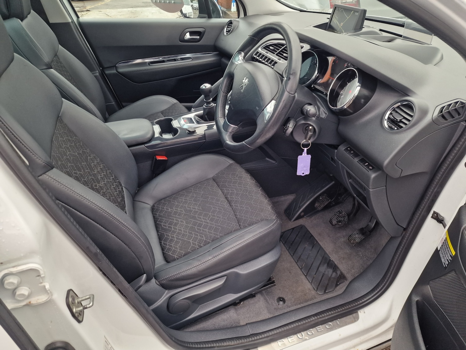 Used Peugeot 3008 2015 for sale - 77701396: Photo 19