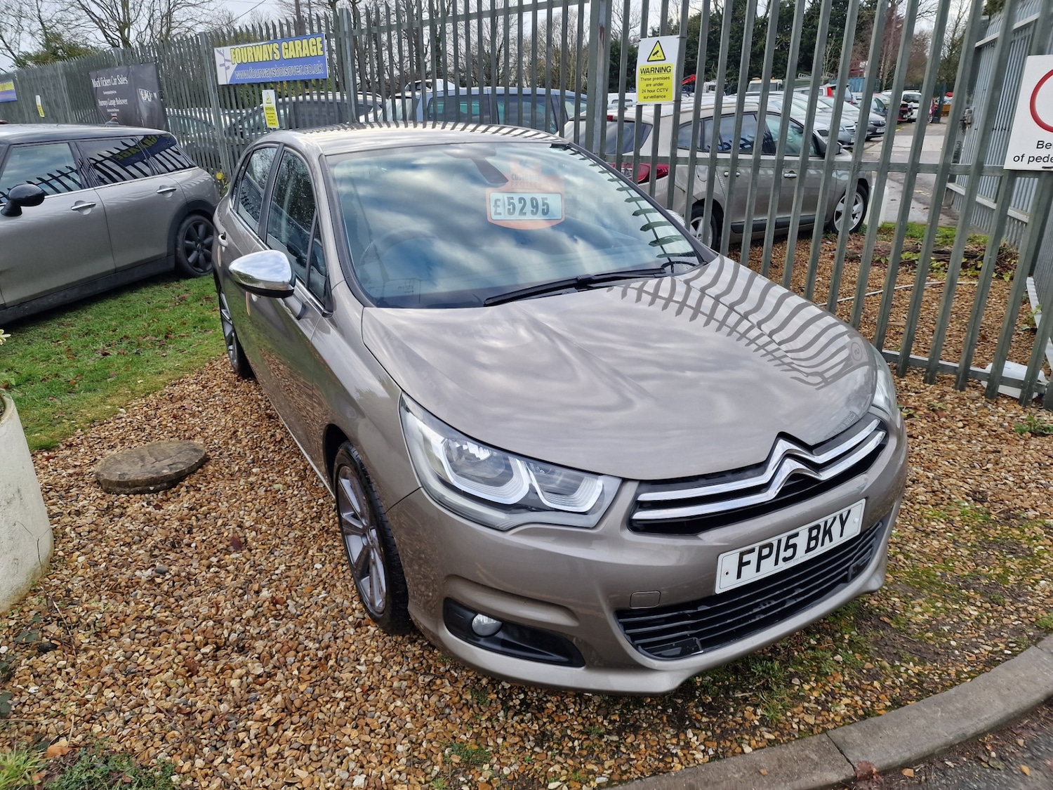 Used Citroen C4 2015 for sale - 76332081: Photo 1
