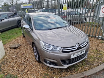 2015 (15) - 1.6 HDi 6sp 120 bhp Flair 5dr ** £20 Road Tax **