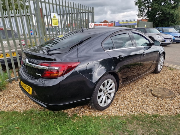 Used Vauxhall Insignia 2015 for sale - 75418475: Photo 9