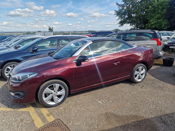 Used Renault Megane 2015 for sale - 75193295: Photo 2