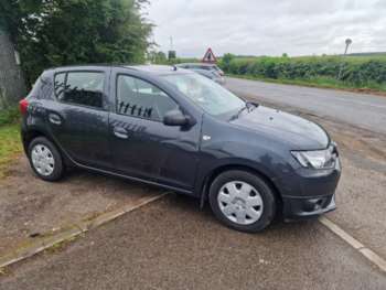 Used Dacia Sandero 2016 for sale - 74857108: Photo