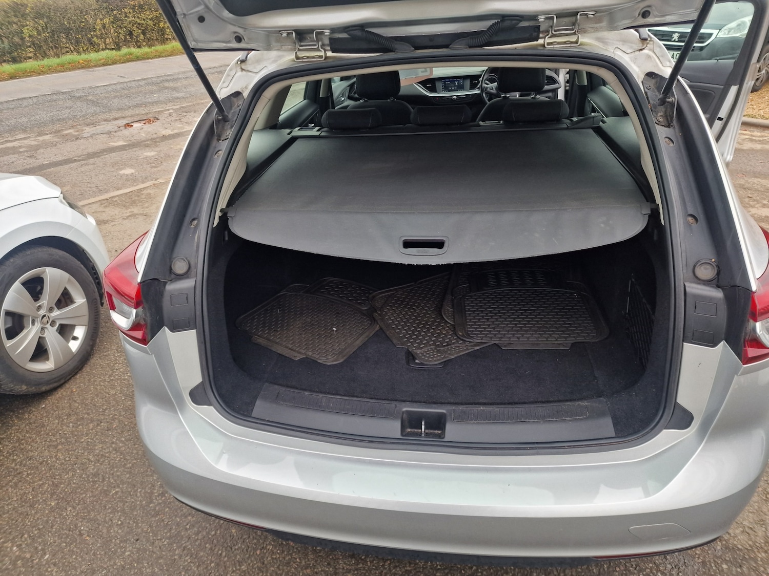 Used Vauxhall Insignia 2018 for sale - 76407647: Photo 12